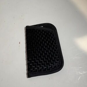 Vertigo Small Object Holder Black - Pocket Sized